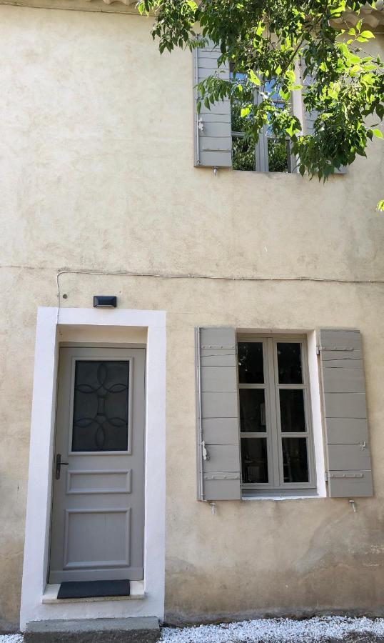 Vila L'Oustau St. Bernard Saint-Rémy-de-Provence Exteriér fotografie