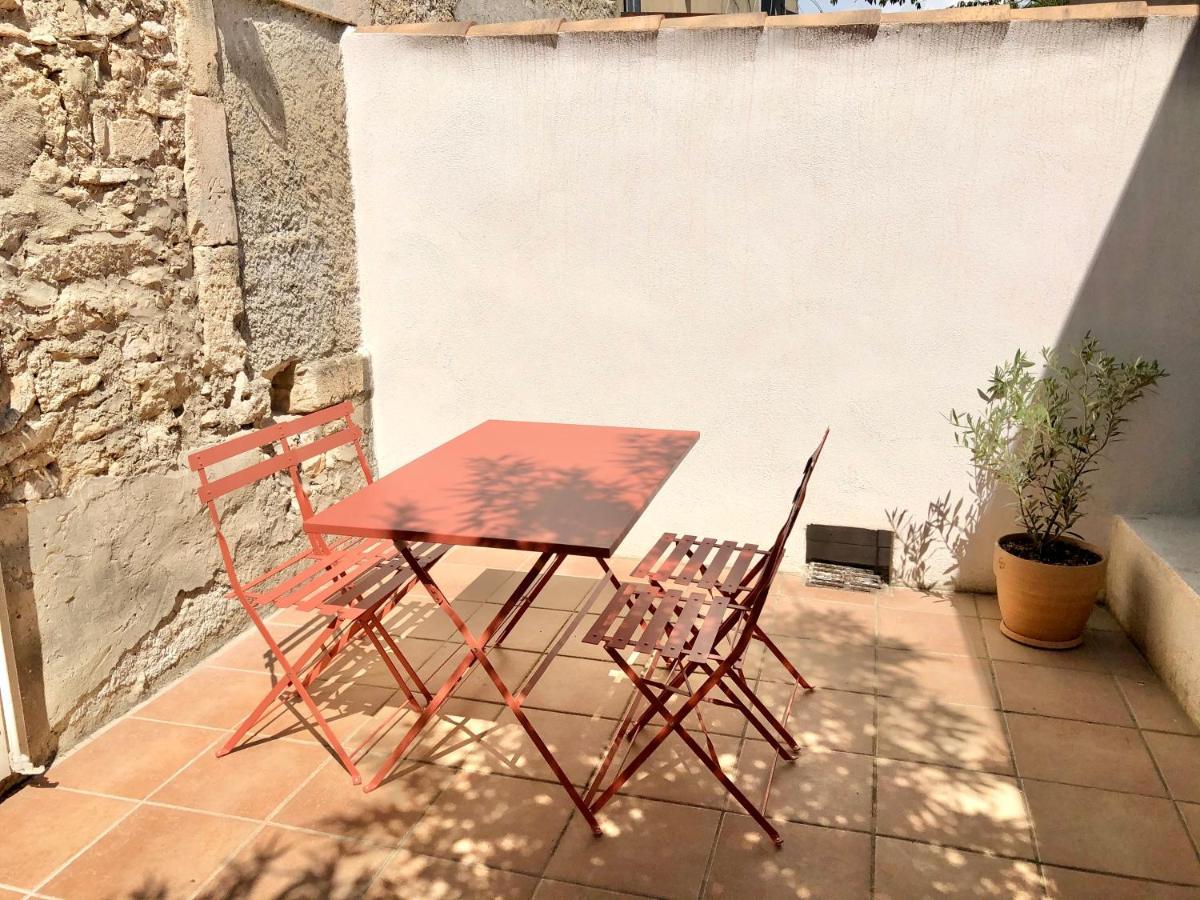 Vila L'Oustau St. Bernard Saint-Rémy-de-Provence Exteriér fotografie